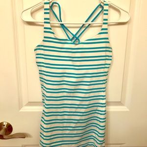 Lululemon tank